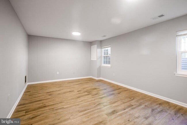 Building Photo - 14630 Tynewick Terrace
