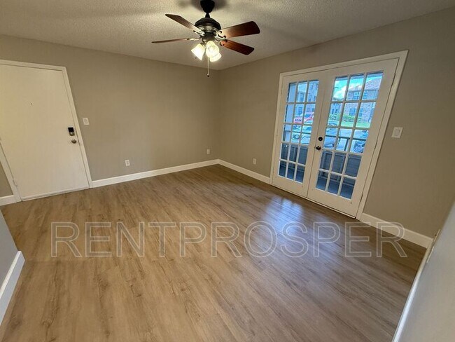 Building Photo - 4645 Cason Cove Dr