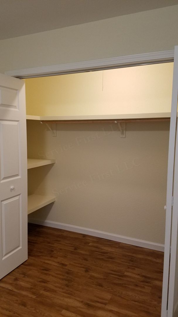 Building Photo - Greenville Apartments