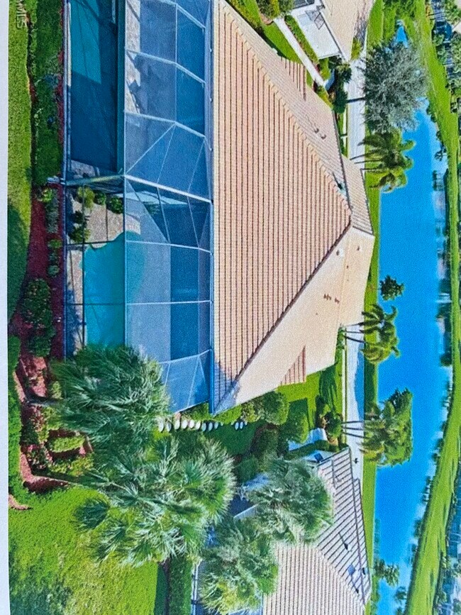 Building Photo - 10730 Cetrella Dr