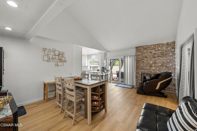 Building Photo - 3066 Apache Cir