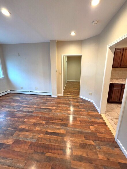 Building Photo - 1336-1340 Cranston Street