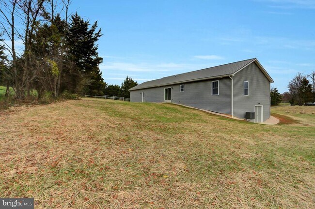Building Photo - 1841 Ritner Hwy