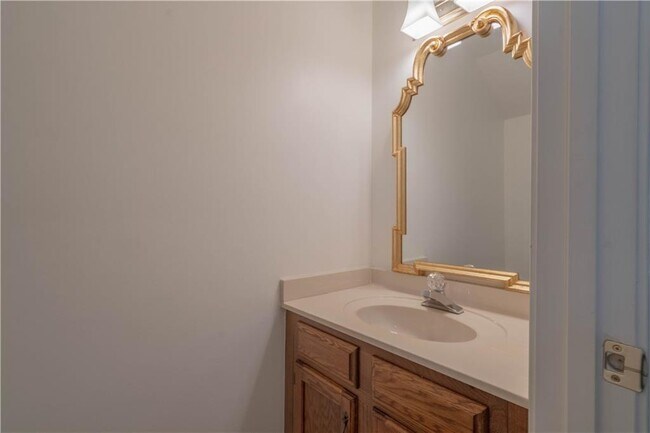 Building Photo - 1271 Whitlock Ridge Dr