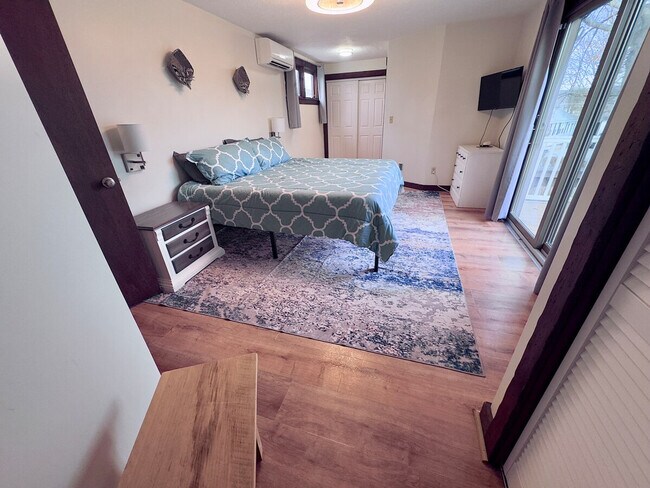 Building Photo - 2 A Cedar Dr