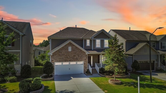 Building Photo - Stunning 4BD, 3BA Cary Home in Prime Locat...