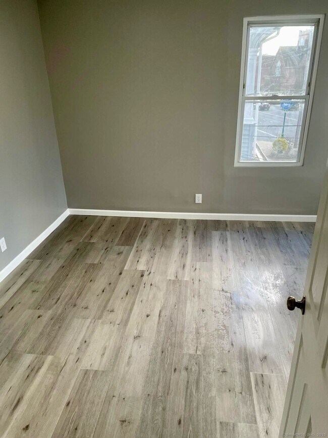 Building Photo - 431 Dixwell Ave