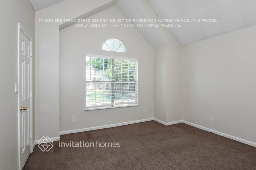 Building Photo - 1675 Watercrest Cir