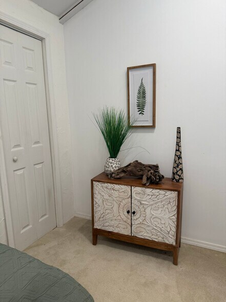 Building Photo - 704 Mystic View Rd