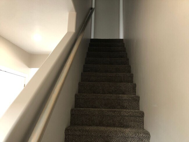 Building Photo - New 2 Bedroom 2.5 Bathroom Townhome