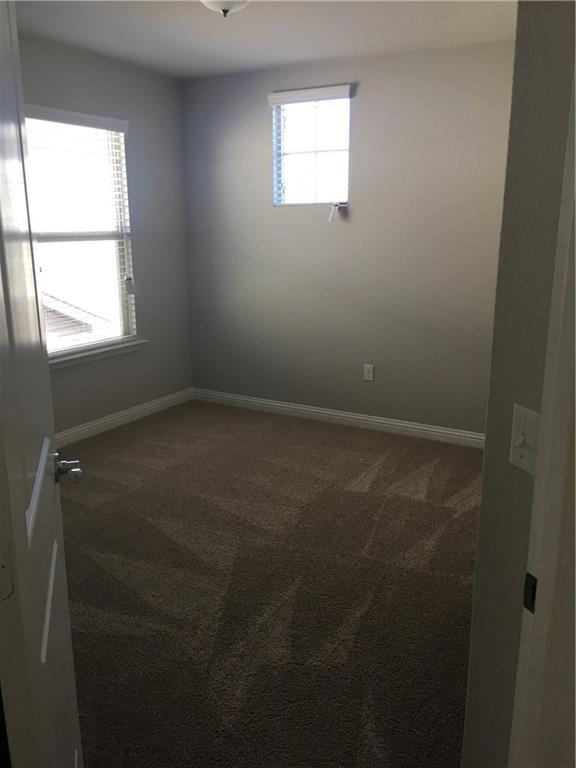 Building Photo - 9402 Privet Dr