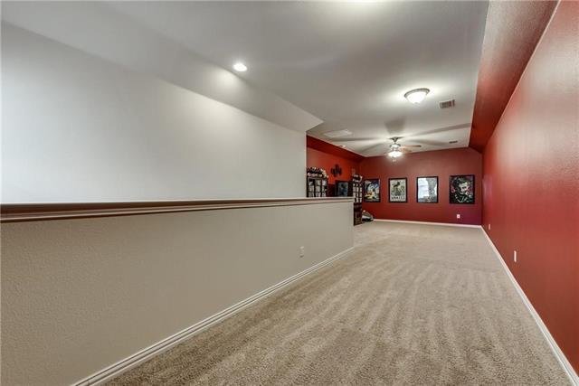 Building Photo - 1300 Poplar Dr