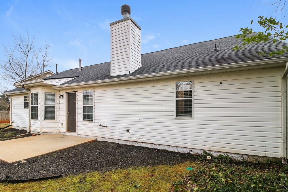 Building Photo - 604 Fieldcrest Dr