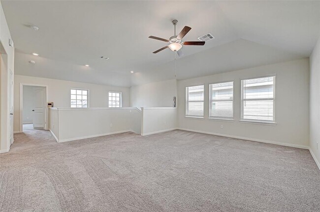 Building Photo - 30822 Lake Spur Mnr