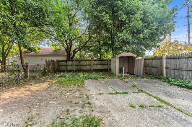 Building Photo - 3153 W 103rd St