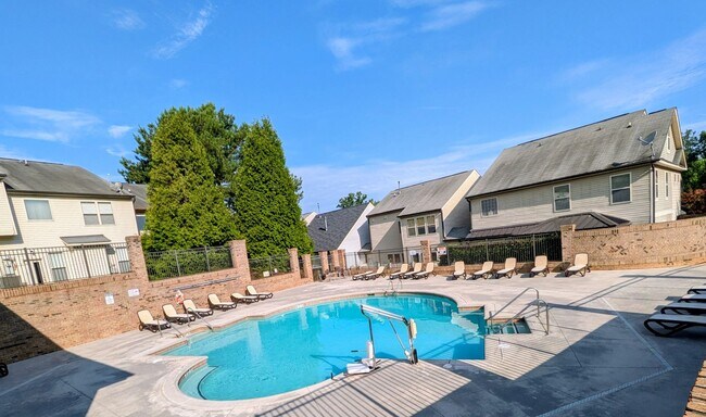 Building Photo - 4988 Wyngate Village Dr