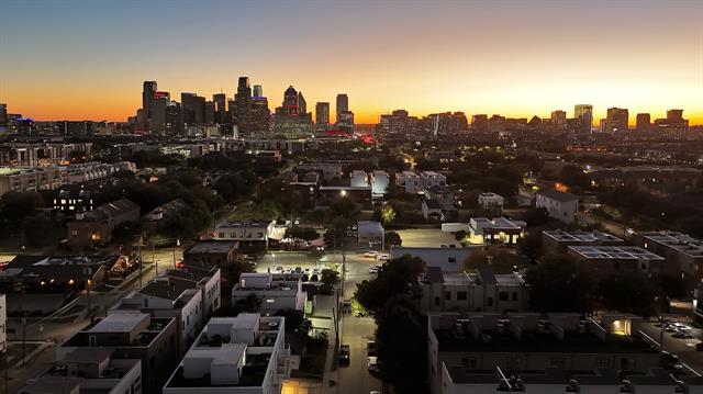 Building Photo - 4114 Delano Pl