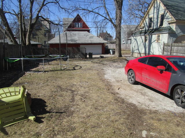 backyard-3-5 Parking - 2457 N 1st St