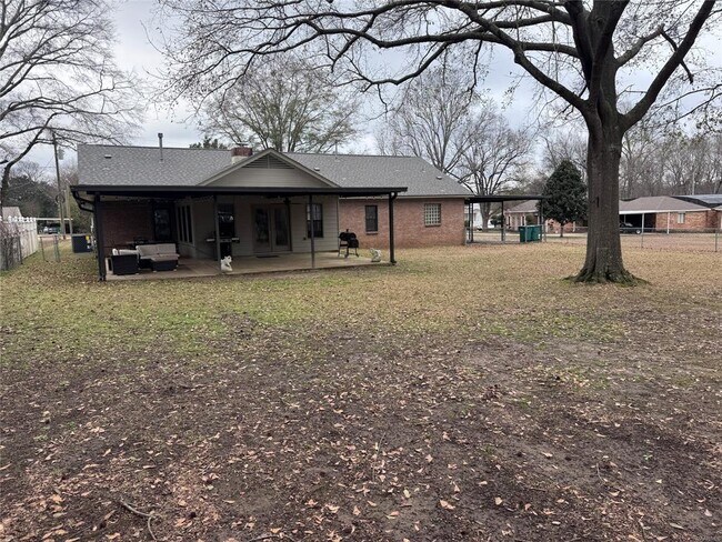 Building Photo - 5740 Jane Rd