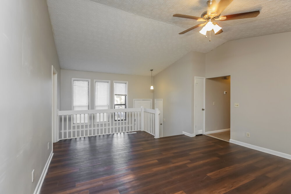 Building Photo - 5710 Deerfield Pl