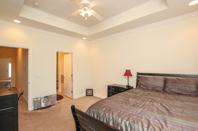 Building Photo - 5930 Obrien Ave