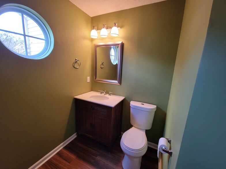 Building Photo - 4124 Alveston Dr