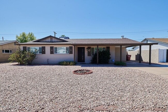 Building Photo - 7319 E Roosevelt St