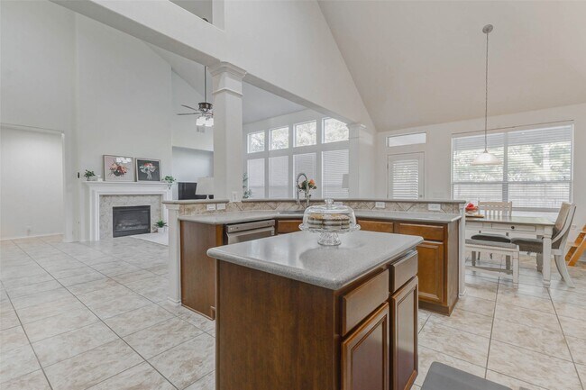 Building Photo - 25702 Caddo Passway