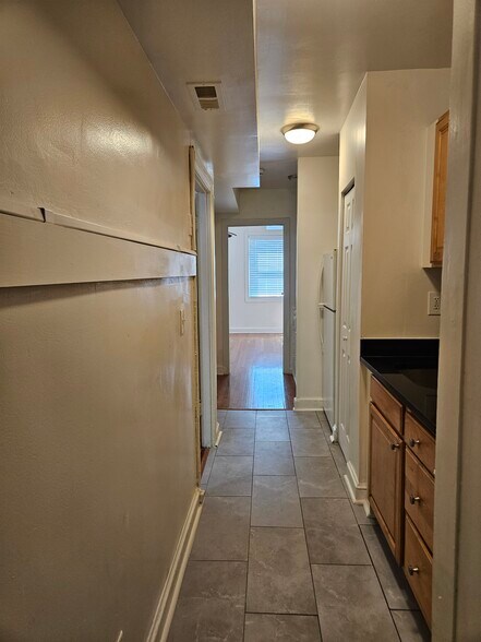 Building Photo - 1722 H St NE