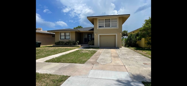 Building Photo - 582 Revilo Blvd