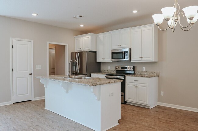 Building Photo - Family Home in Shelbi Place Available June 2026