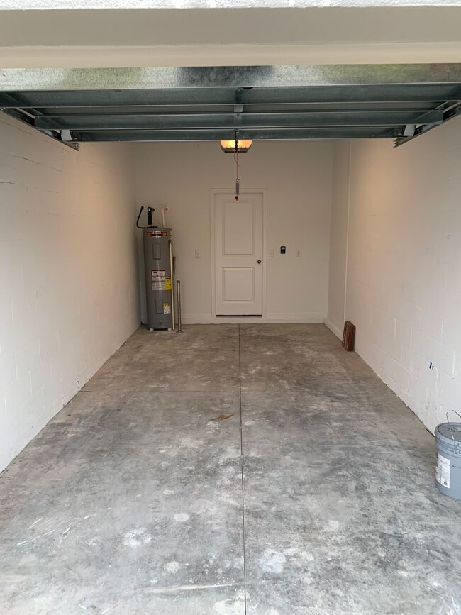 Building Photo - 4461 Globe Thistle Dr