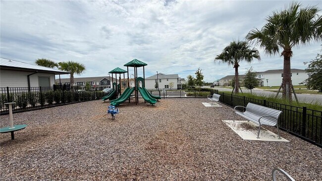 Building Photo - 2133 Southbury Dr