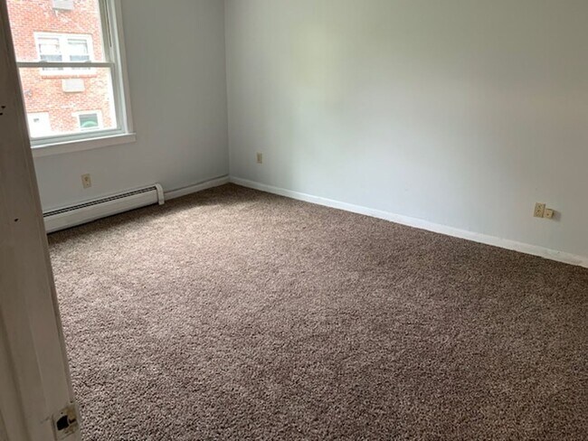 Building Photo - 21 Horne St