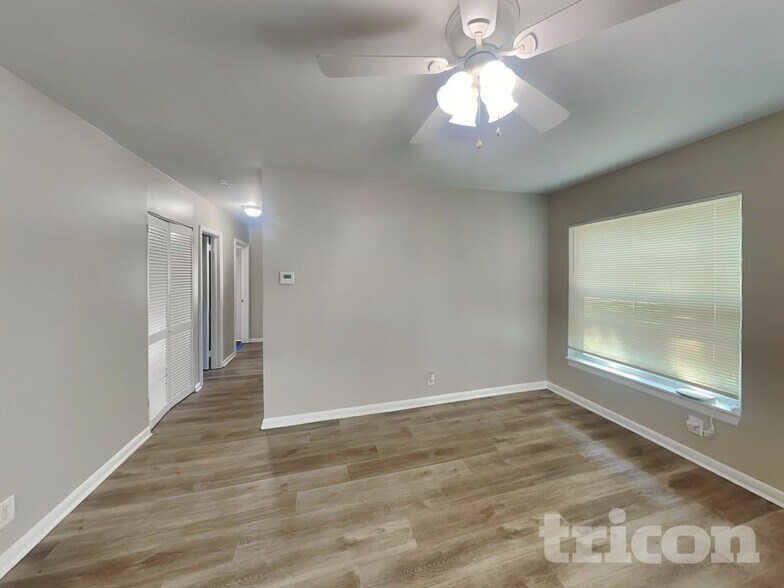 Building Photo - 7002 Ponderosa Dr