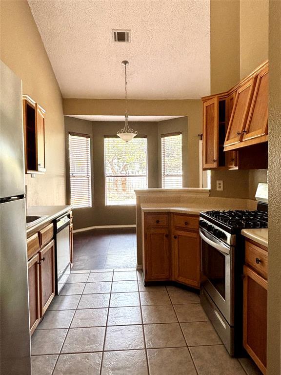 Building Photo - 2139 Cervin Blvd