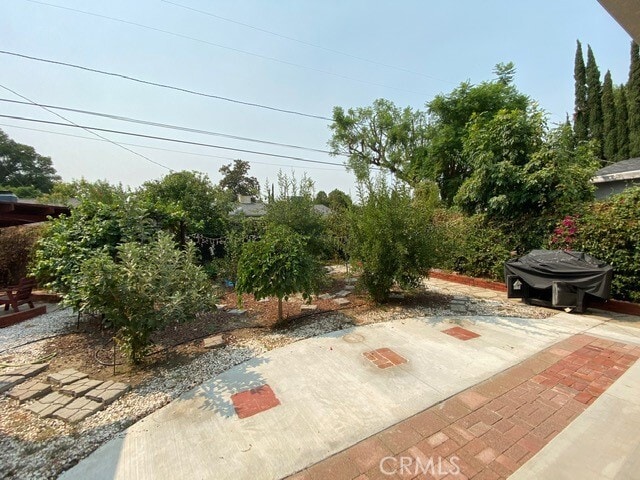 Building Photo - 6657 Enfield Ave