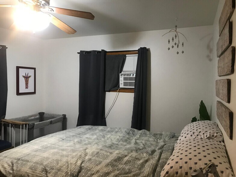 Master Bedroom - 2400 S 92nd St