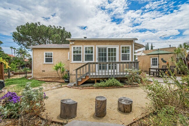 Building Photo - 4740 W Mountain View Dr