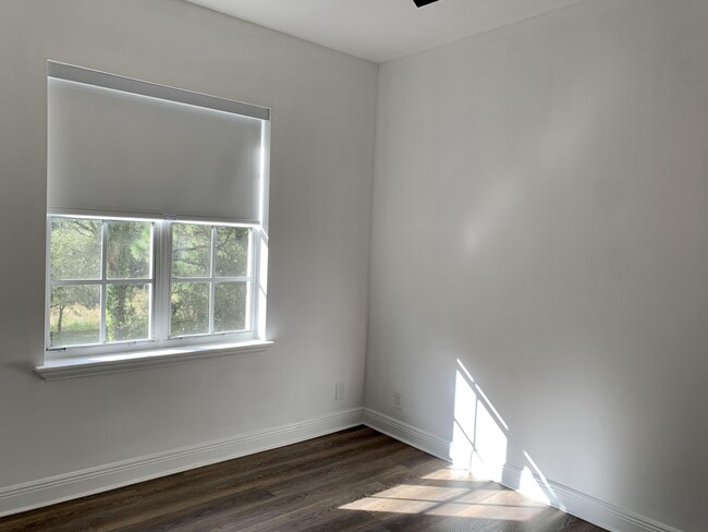 Building Photo - 104 Jesup Ln