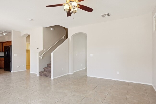 Building Photo - 2711 W Jasper Butte Dr