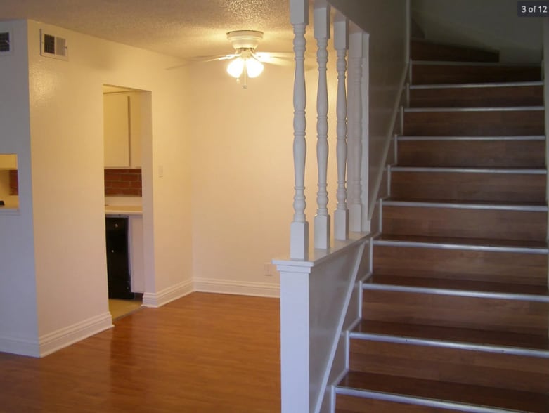 Building Photo - 1441 Del Rio Cir