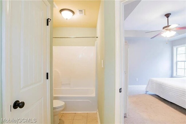 Building Photo - 8981 Spring Grove S