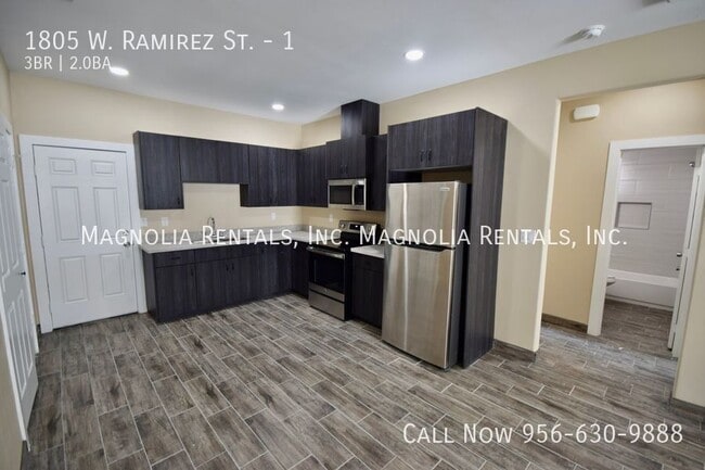 Building Photo - 1805 Ramirez St