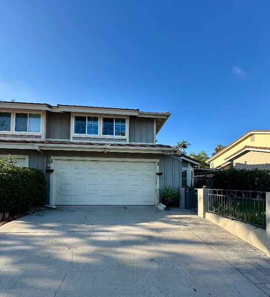 Building Photo - 9524 High Park Ln