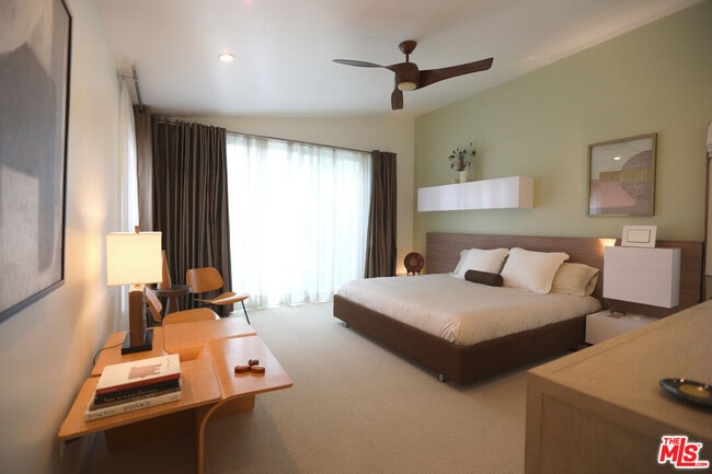 Building Photo - 2707 Westwood Blvd