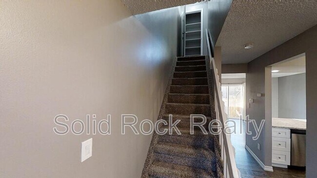 Building Photo - 2309 Lexington Village Ln