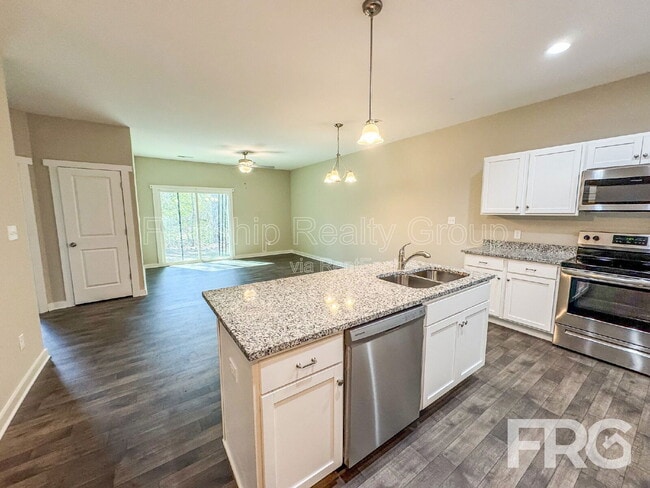 Building Photo - 1503 S Taylor St