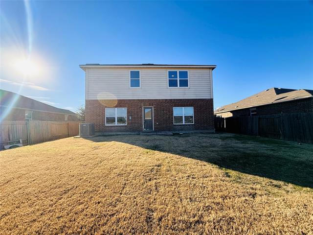 Building Photo - 223 Magnolia Dr