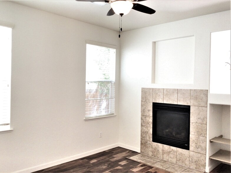 Building Photo - 6704 Altesino Dr